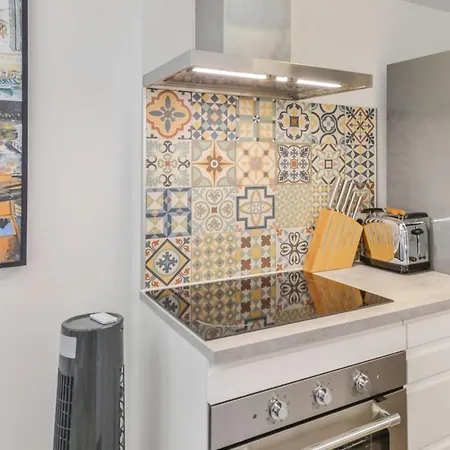 Panier's Sun Nice 1-bedroom In Historic Center Welkeys Appartamento